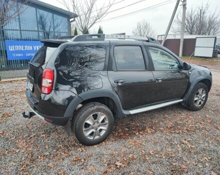 Черный Дачия Duster, объемом двигателя 1.2 л и пробегом 162 тыс. км за 9999 $, фото 3 на Automoto.ua