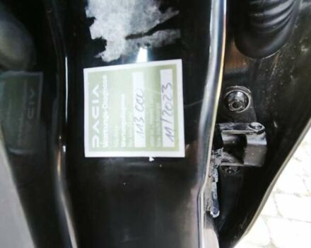 Черный Дачия Duster, объемом двигателя 1.6 л и пробегом 112 тыс. км за 9999 $, фото 1 на Automoto.ua