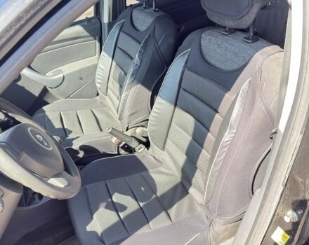 Черный Дачия Duster, объемом двигателя 1.5 л и пробегом 275 тыс. км за 9100 $, фото 5 на Automoto.ua