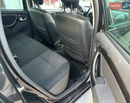 Дачия Duster 2010 в Сокале на Automoto.ua Черный Дачия Duster, объемом двигателя 1.5 л и пробегом 267 тыс. км за 8600 $, фото 10 на Automoto.ua