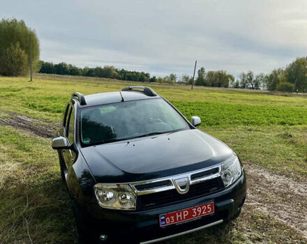 Черный Дачия Duster, объемом двигателя 1.6 л и пробегом 141 тыс. км за 9700 $, фото 1 на Automoto.ua