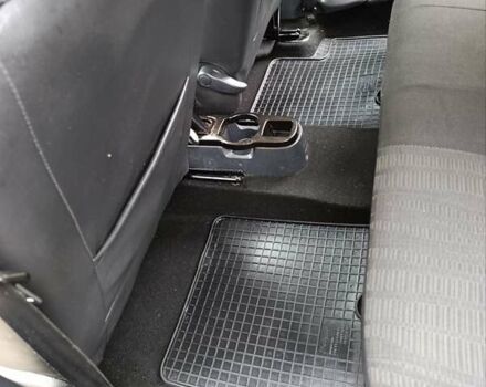 Черный Дачия Duster, объемом двигателя 1.6 л и пробегом 239 тыс. км за 8800 $, фото 24 на Automoto.ua