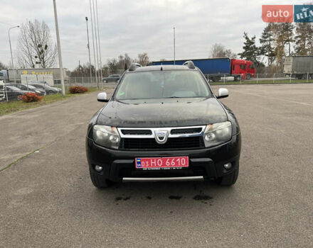 Черный Дачия Duster, объемом двигателя 1.5 л и пробегом 200 тыс. км за 8800 $, фото 1 на Automoto.ua