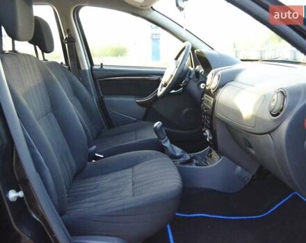Черный Дачия Duster, объемом двигателя 1.6 л и пробегом 188 тыс. км за 8700 $, фото 15 на Automoto.ua