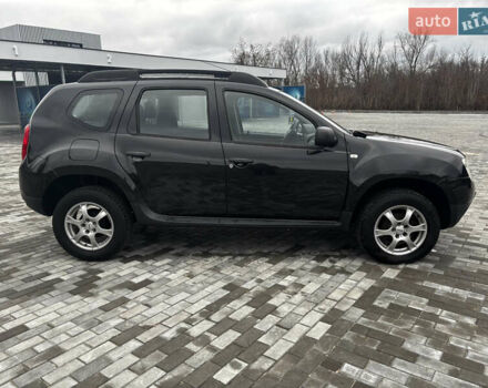 Черный Дачия Duster, объемом двигателя 1.6 л и пробегом 181 тыс. км за 8300 $, фото 6 на Automoto.ua