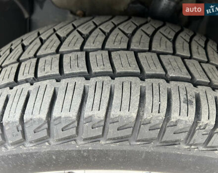 Черный Дачия Duster, объемом двигателя 1.5 л и пробегом 180 тыс. км за 9300 $, фото 10 на Automoto.ua