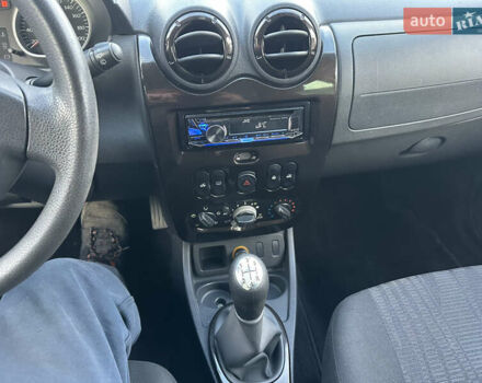 Дачия Duster 2010 в Сокале на Automoto.ua Черный Дачия Duster, объемом двигателя 1.5 л и пробегом 267 тыс. км за 8600 $, фото 15 на Automoto.ua