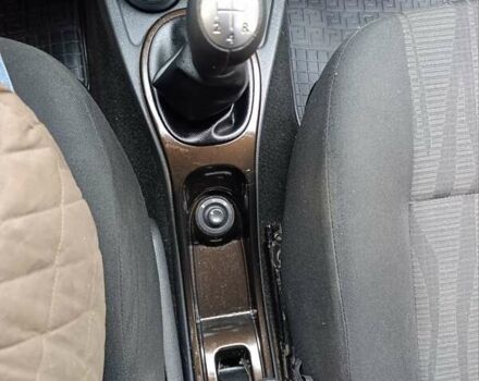 Черный Дачия Duster, объемом двигателя 1.6 л и пробегом 239 тыс. км за 8800 $, фото 15 на Automoto.ua