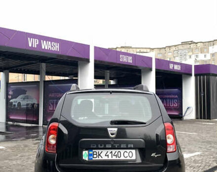 Черный Дачия Duster, объемом двигателя 1.6 л и пробегом 287 тыс. км за 7600 $, фото 4 на Automoto.ua