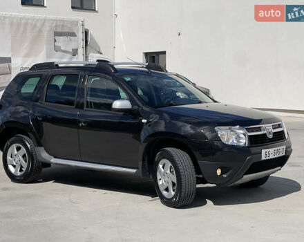 Черный Дачия Duster, объемом двигателя 1.6 л и пробегом 165 тыс. км за 8600 $, фото 1 на Automoto.ua