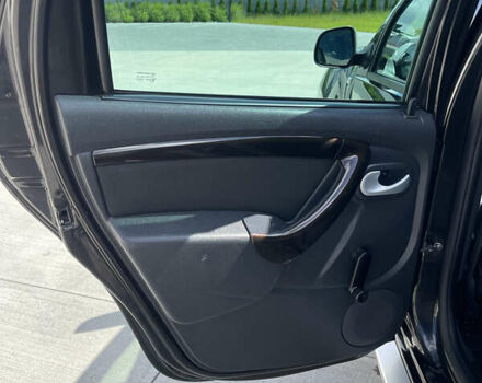 Черный Дачия Duster, объемом двигателя 1.6 л и пробегом 165 тыс. км за 8600 $, фото 17 на Automoto.ua
