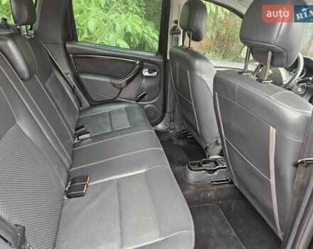 Черный Дачия Duster, объемом двигателя 1.5 л и пробегом 200 тыс. км за 8950 $, фото 11 на Automoto.ua