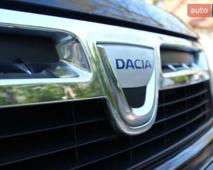 Черный Дачия Duster, объемом двигателя 1.6 л и пробегом 189 тыс. км за 8890 $, фото 29 на Automoto.ua