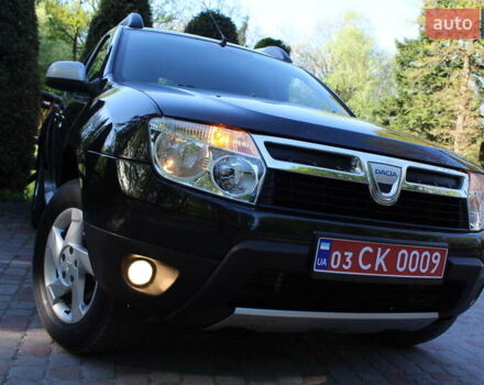 Черный Дачия Duster, объемом двигателя 1.6 л и пробегом 189 тыс. км за 8890 $, фото 5 на Automoto.ua