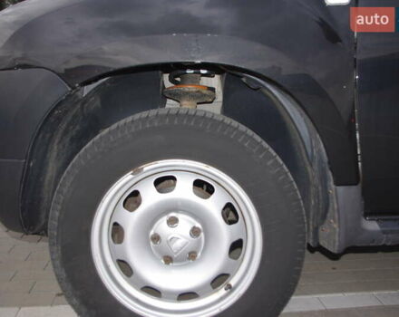 Чорний Дачія Duster, об'ємом двигуна 1.5 л та пробігом 235 тис. км за 8500 $, фото 17 на Automoto.ua