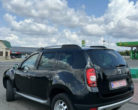 Черный Дачия Duster, объемом двигателя 1.6 л и пробегом 223 тыс. км за 7500 $, фото 2 на Automoto.ua