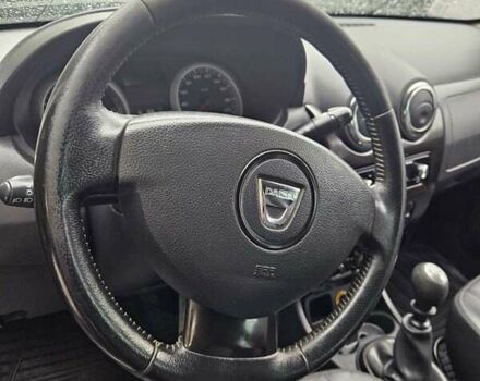 Черный Дачия Duster, объемом двигателя 1.5 л и пробегом 200 тыс. км за 8950 $, фото 9 на Automoto.ua