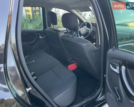 Чорний Дачія Duster, об'ємом двигуна 1.5 л та пробігом 175 тис. км за 9950 $, фото 42 на Automoto.ua