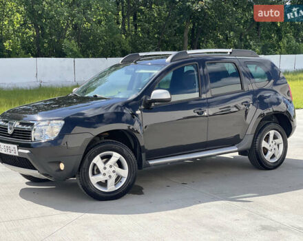 Черный Дачия Duster, объемом двигателя 1.6 л и пробегом 165 тыс. км за 8600 $, фото 3 на Automoto.ua