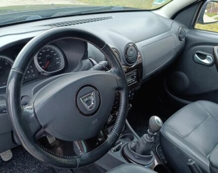 Черный Дачия Duster, объемом двигателя 0 л и пробегом 234 тыс. км за 5500 $, фото 15 на Automoto.ua