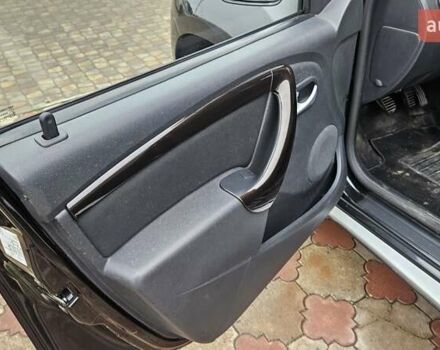 Черный Дачия Duster, объемом двигателя 1.6 л и пробегом 194 тыс. км за 8700 $, фото 11 на Automoto.ua