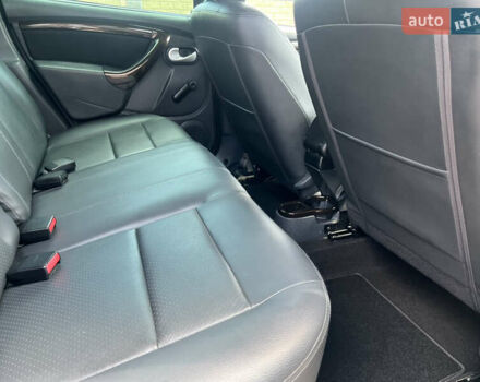 Чорний Дачія Duster, об'ємом двигуна 1.6 л та пробігом 146 тис. км за 10900 $, фото 24 на Automoto.ua