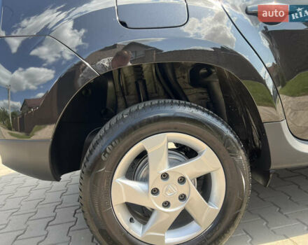 Чорний Дачія Duster, об'ємом двигуна 1.6 л та пробігом 146 тис. км за 10900 $, фото 6 на Automoto.ua