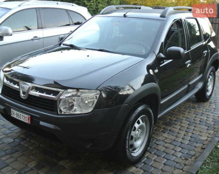 Черный Дачия Duster, объемом двигателя 1.6 л и пробегом 137 тыс. км за 9500 $, фото 2 на Automoto.ua