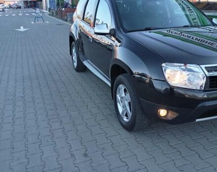 Черный Дачия Duster, объемом двигателя 1.6 л и пробегом 240 тыс. км за 10000 $, фото 2 на Automoto.ua
