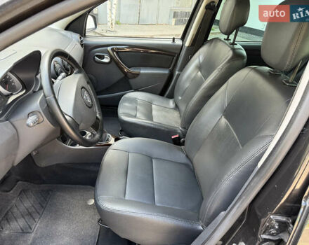 Черный Дачия Duster, объемом двигателя 1.6 л и пробегом 219 тыс. км за 8700 $, фото 37 на Automoto.ua