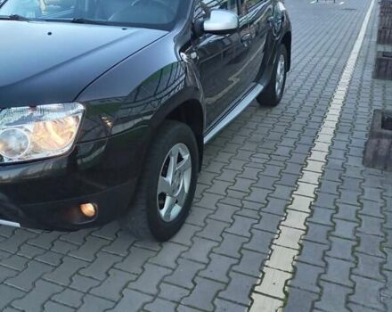 Черный Дачия Duster, объемом двигателя 1.6 л и пробегом 240 тыс. км за 10000 $, фото 1 на Automoto.ua