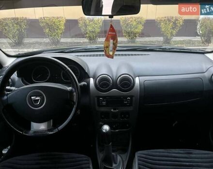 Чорний Дачія Duster, об'ємом двигуна 1.6 л та пробігом 183 тис. км за 8500 $, фото 5 на Automoto.ua