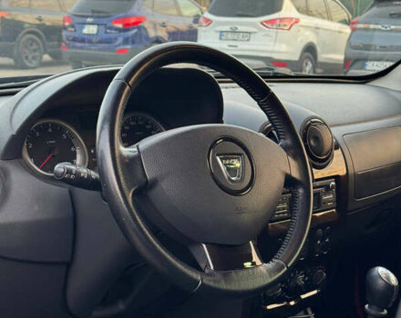 Черный Дачия Duster, объемом двигателя 1.5 л и пробегом 173 тыс. км за 8999 $, фото 6 на Automoto.ua
