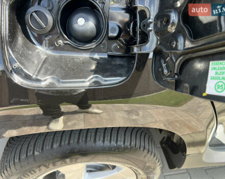 Чорний Дачія Duster, об'ємом двигуна 1.6 л та пробігом 146 тис. км за 10900 $, фото 7 на Automoto.ua