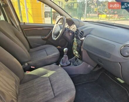 Черный Дачия Duster, объемом двигателя 1.5 л и пробегом 175 тыс. км за 9000 $, фото 7 на Automoto.ua
