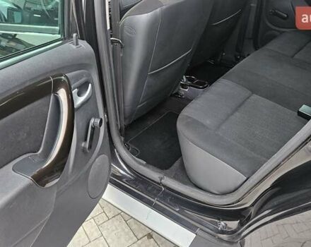 Черный Дачия Duster, объемом двигателя 1.6 л и пробегом 194 тыс. км за 8700 $, фото 9 на Automoto.ua