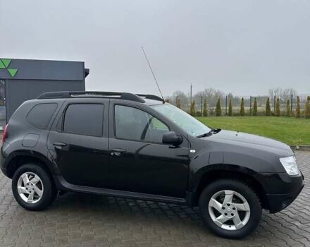 Черный Дачия Duster, объемом двигателя 1.6 л и пробегом 250 тыс. км за 8000 $, фото 6 на Automoto.ua