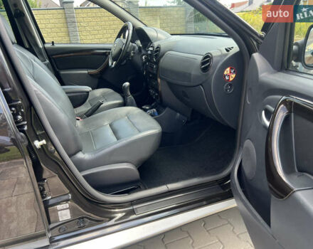 Чорний Дачія Duster, об'ємом двигуна 1.6 л та пробігом 146 тис. км за 10900 $, фото 26 на Automoto.ua