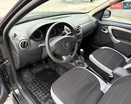 Чорний Дачія Duster, об'ємом двигуна 1.6 л та пробігом 175 тис. км за 7900 $, фото 10 на Automoto.ua
