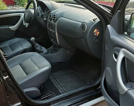 Черный Дачия Duster, объемом двигателя 1.6 л и пробегом 210 тыс. км за 9199 $, фото 19 на Automoto.ua