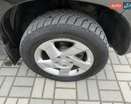 Чорний Дачія Duster, об'ємом двигуна 1.6 л та пробігом 175 тис. км за 7900 $, фото 8 на Automoto.ua