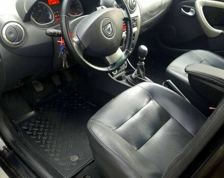 Чорний Дачія Duster, об'ємом двигуна 1.6 л та пробігом 242 тис. км за 8800 $, фото 8 на Automoto.ua