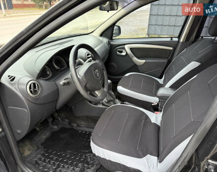 Чорний Дачія Duster, об'ємом двигуна 1.6 л та пробігом 175 тис. км за 7900 $, фото 9 на Automoto.ua