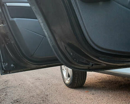 Черный Дачия Duster, объемом двигателя 1.6 л и пробегом 210 тыс. км за 9199 $, фото 8 на Automoto.ua