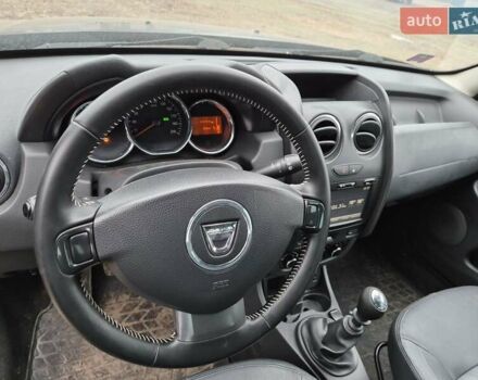 Черный Дачия Duster, объемом двигателя 1.5 л и пробегом 150 тыс. км за 11300 $, фото 4 на Automoto.ua