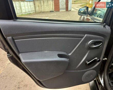 Чорний Дачія Duster, об'ємом двигуна 1.5 л та пробігом 215 тис. км за 8299 $, фото 19 на Automoto.ua
