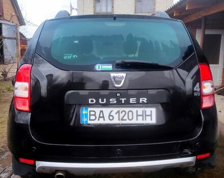 Черный Дачия Duster, объемом двигателя 1.5 л и пробегом 215 тыс. км за 10600 $, фото 4 на Automoto.ua