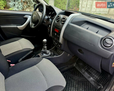 Черный Дачия Duster, объемом двигателя 1.5 л и пробегом 215 тыс. км за 9299 $, фото 25 на Automoto.ua