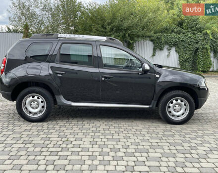 Черный Дачия Duster, объемом двигателя 1.6 л и пробегом 167 тыс. км за 12399 $, фото 2 на Automoto.ua