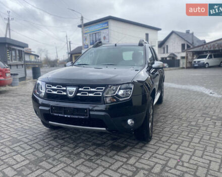 Черный Дачия Duster, объемом двигателя 1.6 л и пробегом 92 тыс. км за 9999 $, фото 2 на Automoto.ua